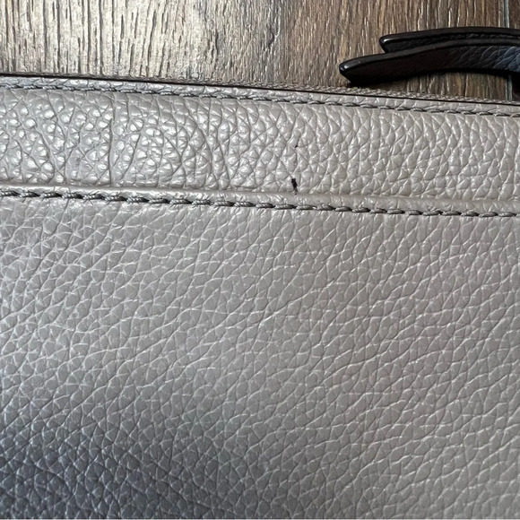 Kate spade taupe wallet - Picture 5 of 8